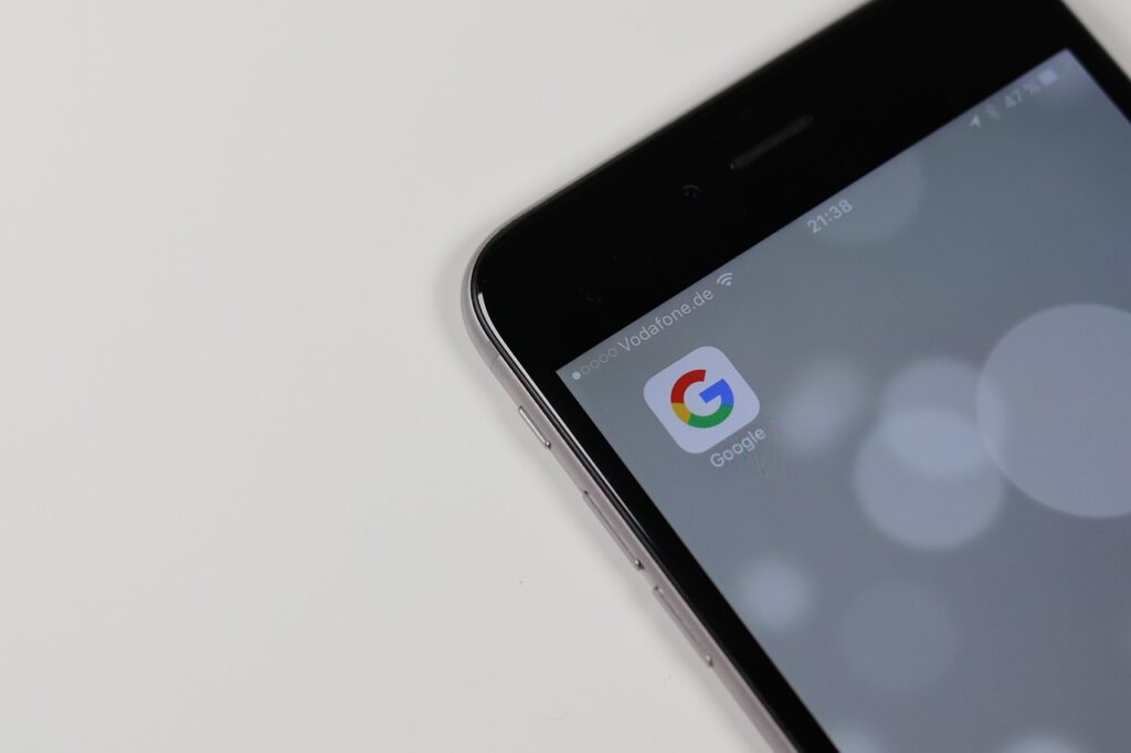 smartphone, app, google, social media, mobile, technology, networking, iphone, touch screen, application, phone, looking for, google, google, google, google, google